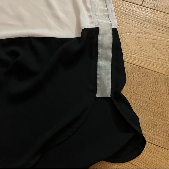 Two Tone Zoa Blouse - Picture 3 of 6